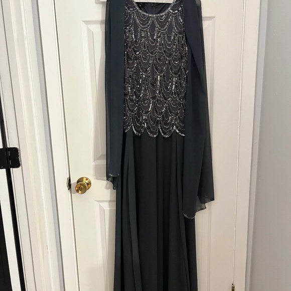 JKara Art Deco Beaded Full Length Evening Gown - Picture 1 of 5